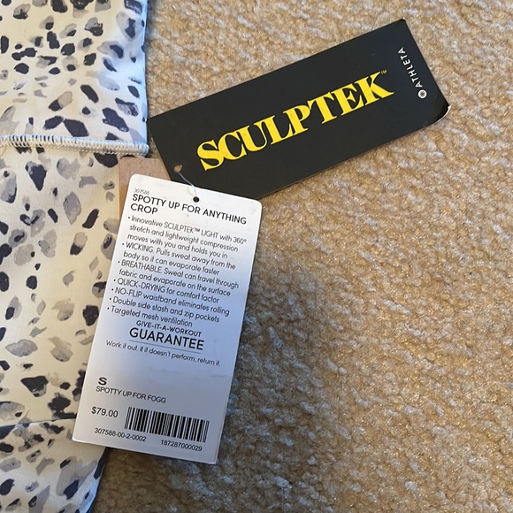 Athleta small crop leggings - Picture 2 of 2